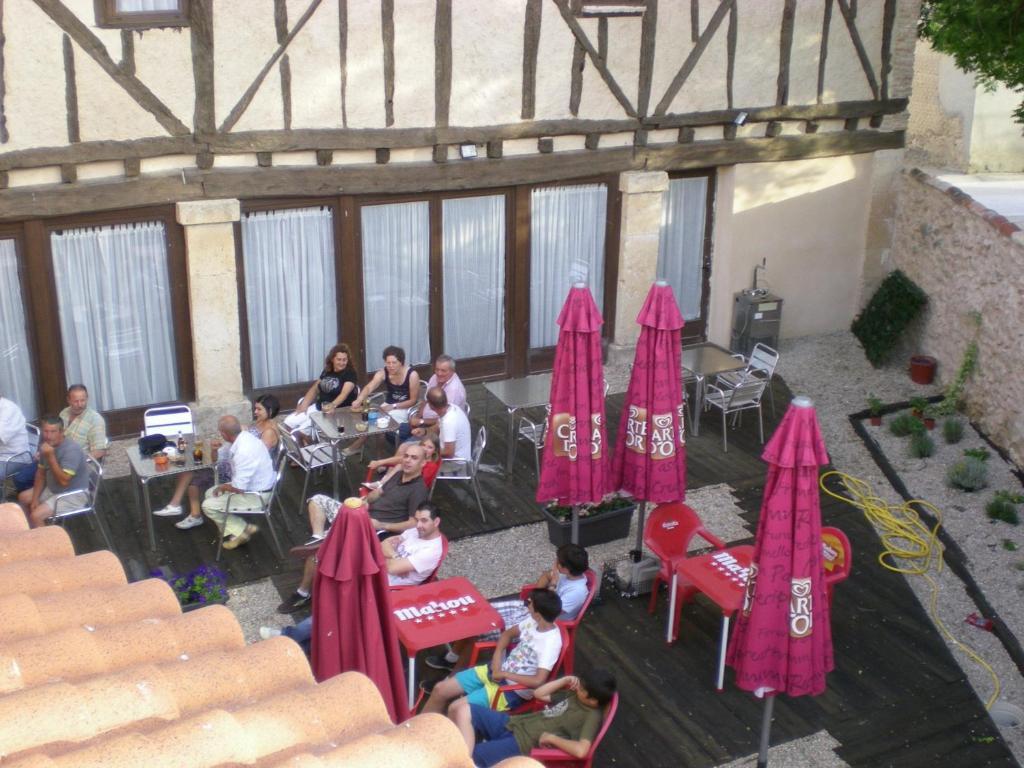 Posada La Casona De Valbuena Valbuena De Duero Buitenkant foto