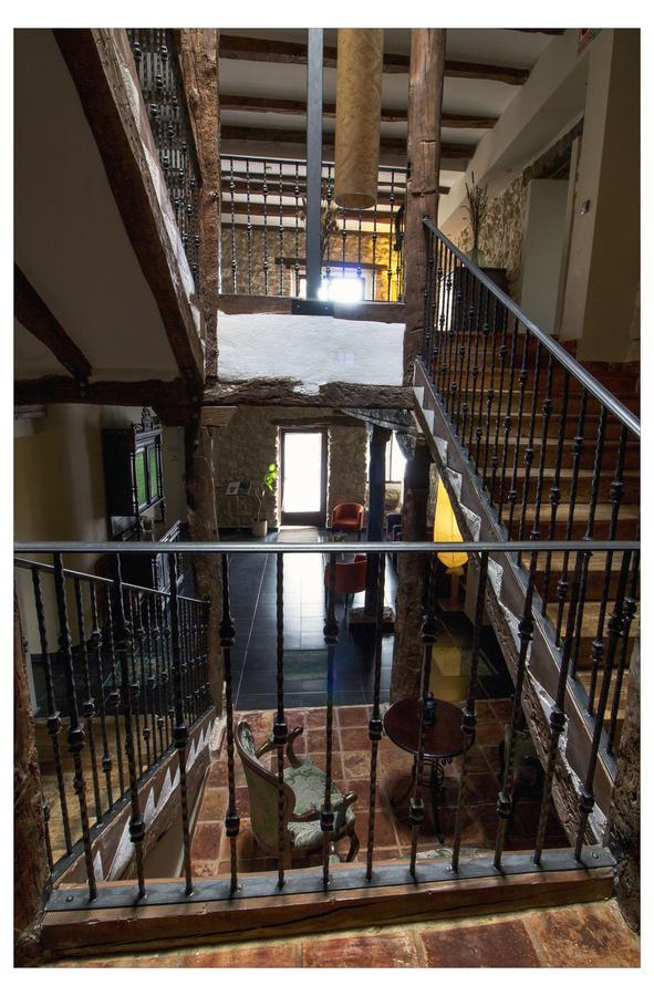 Posada La Casona De Valbuena Valbuena De Duero Buitenkant foto